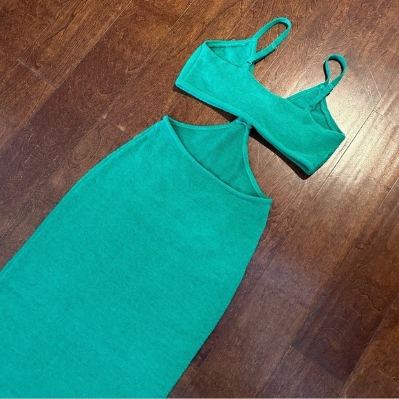 LUSH Babe Attire Green Sleeveless Cutout Knit Midi Dress in Kelly Green, SizeM - Picture 13 of 16